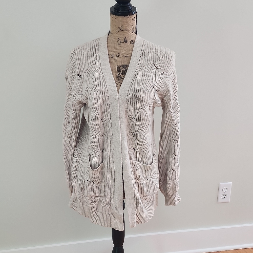 Time and Tru Cream Cable Knit Cardigan